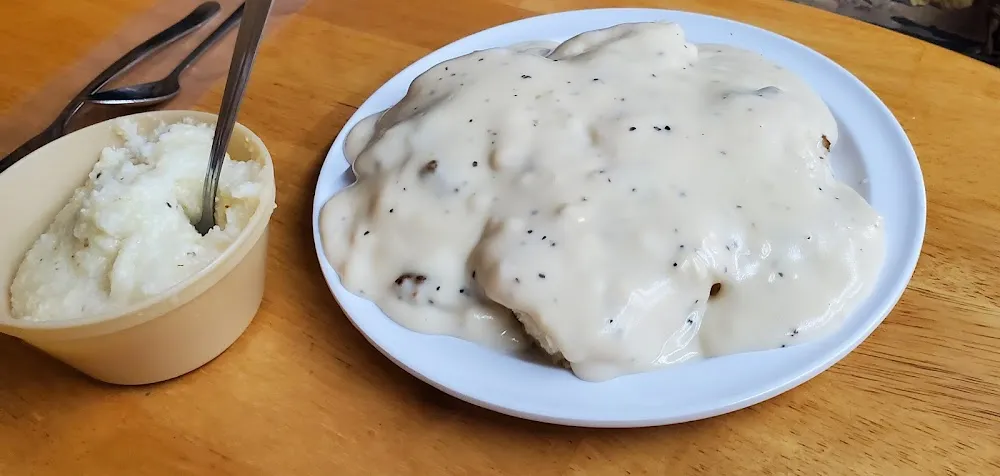 Biscuit and Gravy